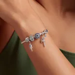 Blau-weißes Auge aus funkelnden Zirkonia, mit Herzen | 925 Silber Beads & Charms brand: Bamoer