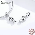 925 Silber Mops Anhänger: Niedlicher Hunde-Charm für Beads Armband. Detailreich, glänzend. Perfekt als Hunde-Baby Geschenk oder Schmuckstück.