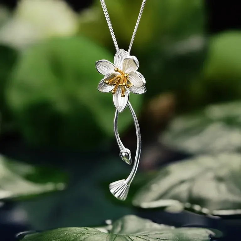 Bewegliche Blume, 3D Lotusblume als elegante Halskette, teilvergoldet | 925 Silber Anhänger brand: Lotus Fun
