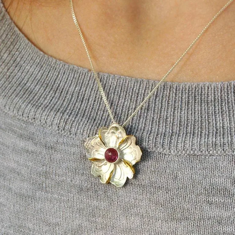 Blumen-Schmuck! Lebendige Blüte mit Turmalin als Kettenanhänger | 925 Anhänger brand: Lotus Fun