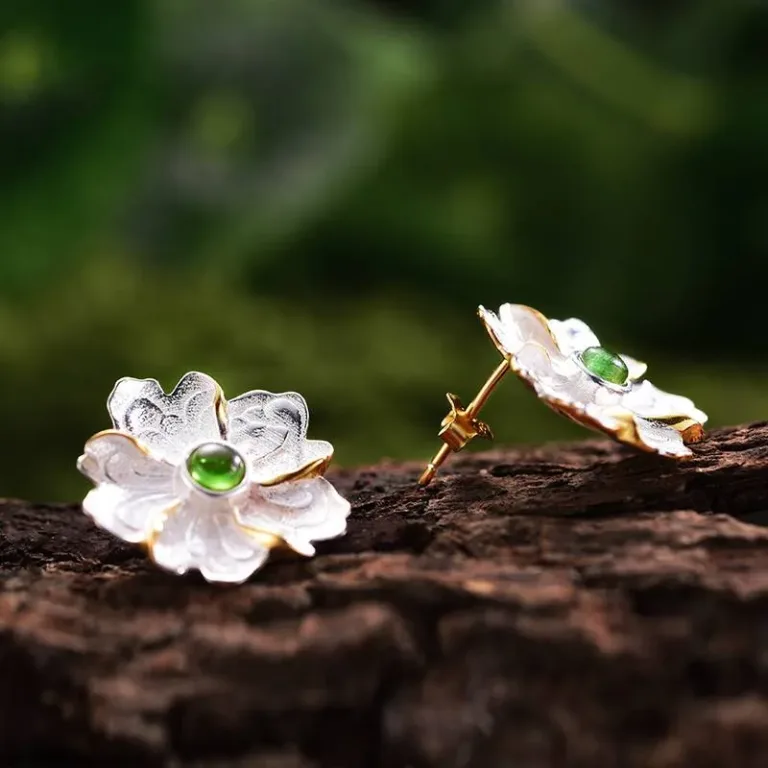 Große Blüten-Ohrstecker mit farbigem Turmalin, 18k-vergoldete 3D Blumen | 925 Silber Ohrringe brand: Lotus Fun