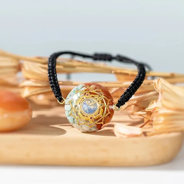 Goldener Lotus! Blau-rotes Orgonit-Flechtarmband mit Amazonit + Achat | Orgon Energie Schmuck brand: OneQuarter