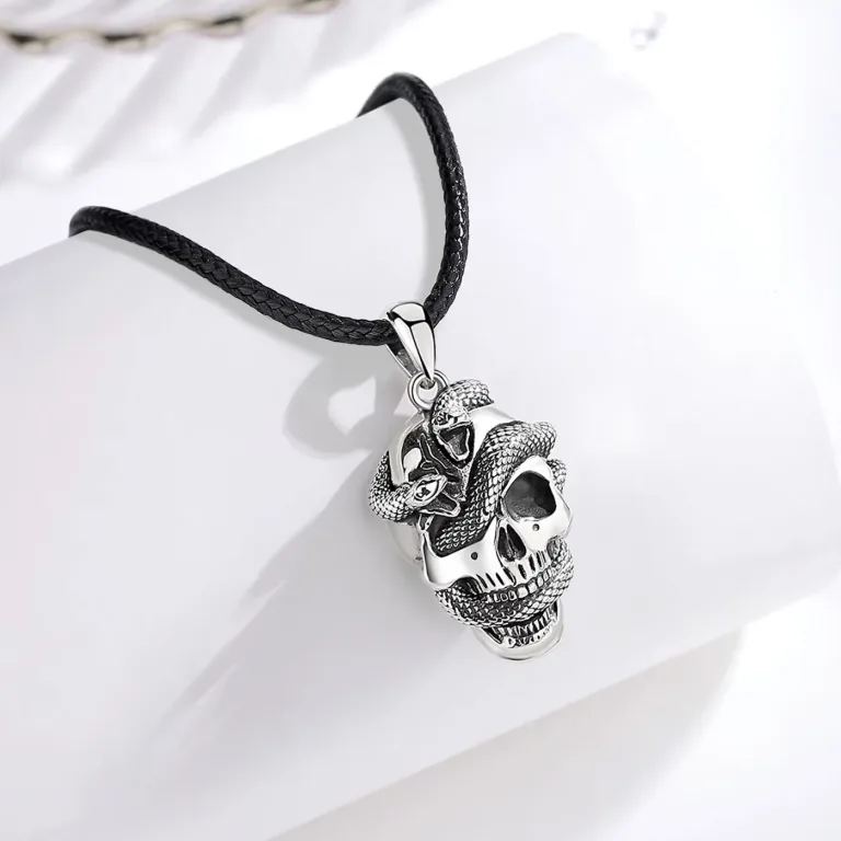 3D Totenschädel mit Schlangen, Memento Mori Totenkopf, Gothic Punk Halskette | 925 Silber Anhänger brand: Eudora
