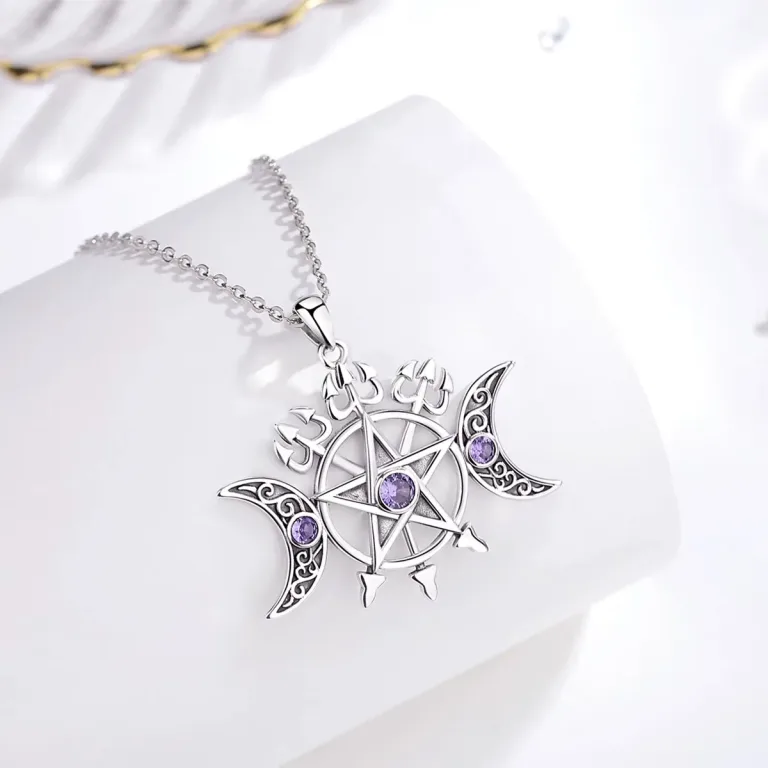 Hexen-Amulett mit Pentagramm, dreifaltigem Mond und lila Zirkonia, Wicca Gothic | 925 Silber Anhänger brand: Eudora