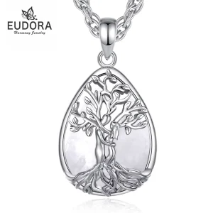 Silberner Lebensbaum Liebespaar Anhänger auf Quarz Kristall, Paar-Schmuck Halskette mit filigranem Baum und zarter Liebespaar-Silhouette.