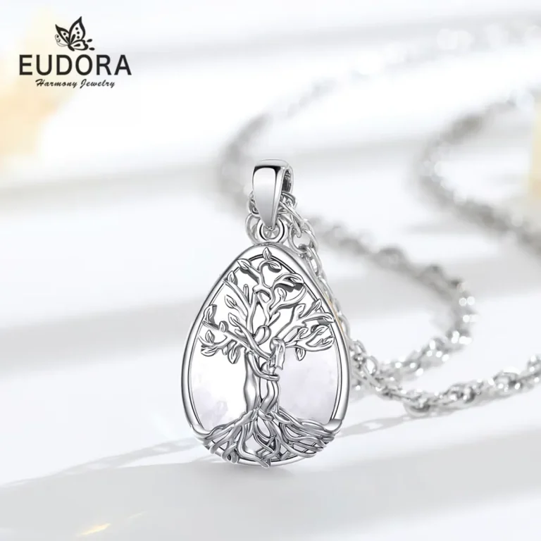 Silberner Lebensbaum Liebespaar Anhänger auf Quarz-Kristall, Paar-Schmuck Halskette mit filigranem Baum des Lebens Design.