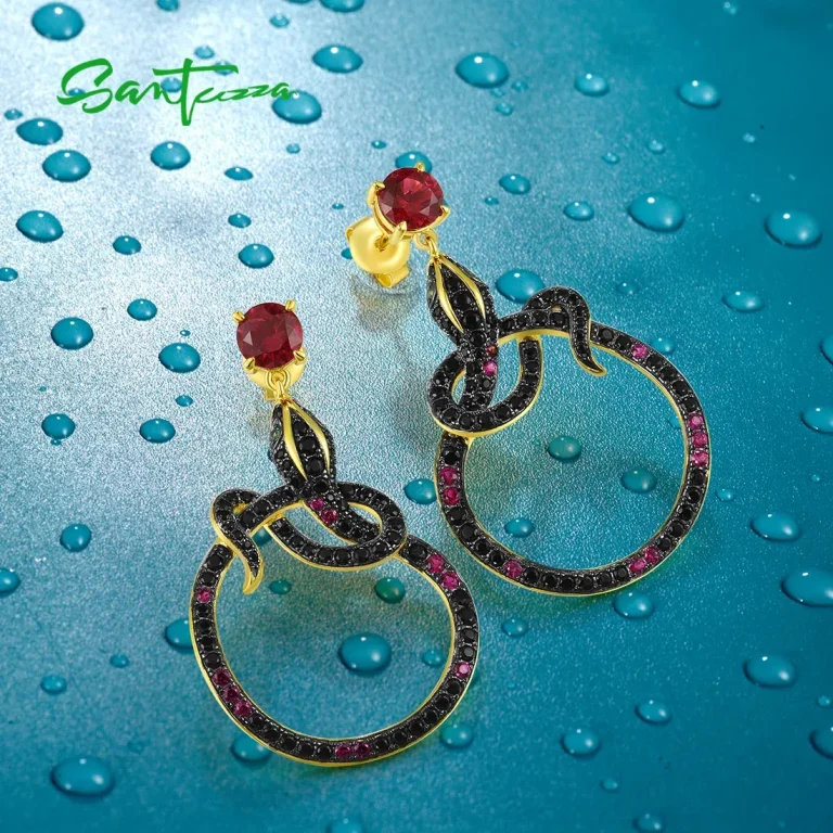 Schwarz-pinke Kristall Schlangen-Ohrhänger mit Spinell, Rubin und Ohrstecker aus Gold. 925 Silber Ohrringe im Detail.