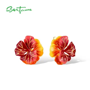 Feuerlilien-Ohrringe: 3D Blüten in Rot, Orange, Gelb. Goldener floraler Schmuck aus 925 Sterling Silber, vergoldet. Handbemalte Emaille-Ohrhänger mit Brisur-Verschluss.